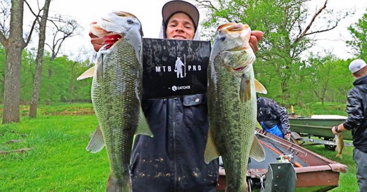 Using Double Topwater Rigs To Catch More Bass