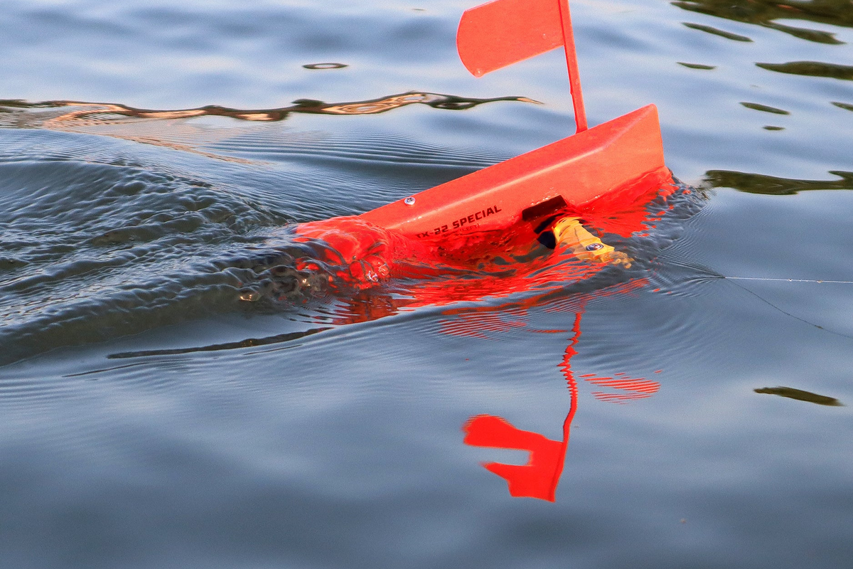 What is a Planer Board for Fishing? Ultimate Angler’s Guide