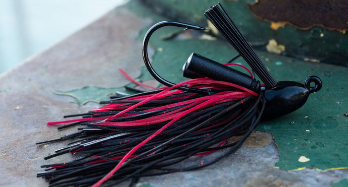 These 2 Factors Decide When The Bite Calls For Dark Colored Lures