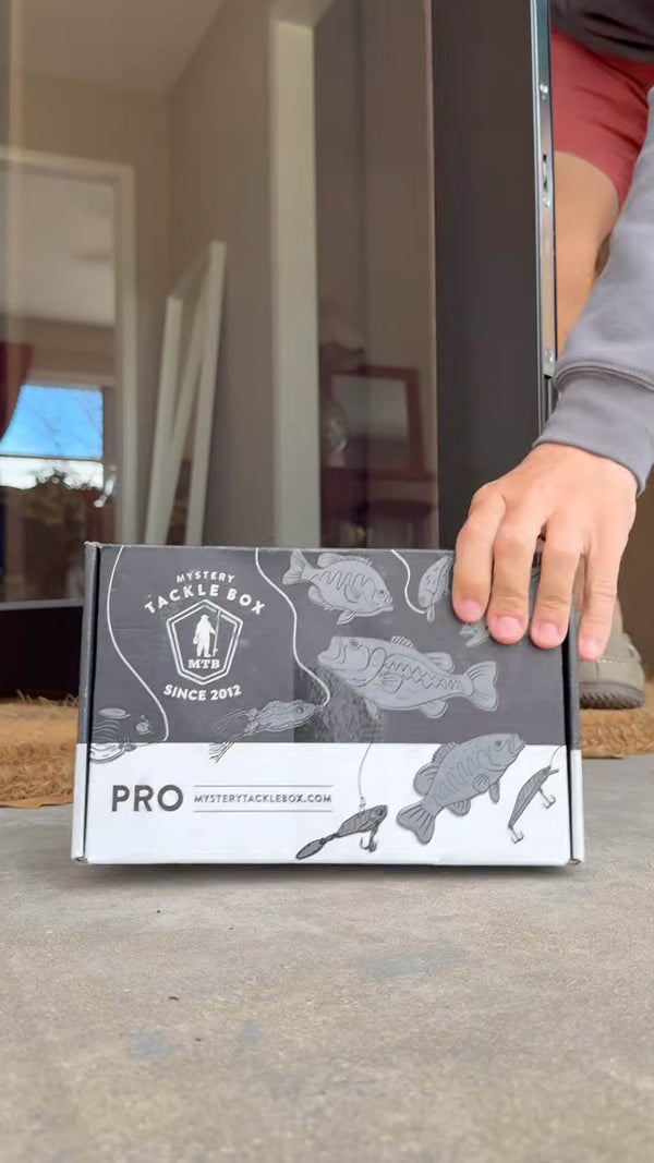 Unboxing my first Panfish & Trout box